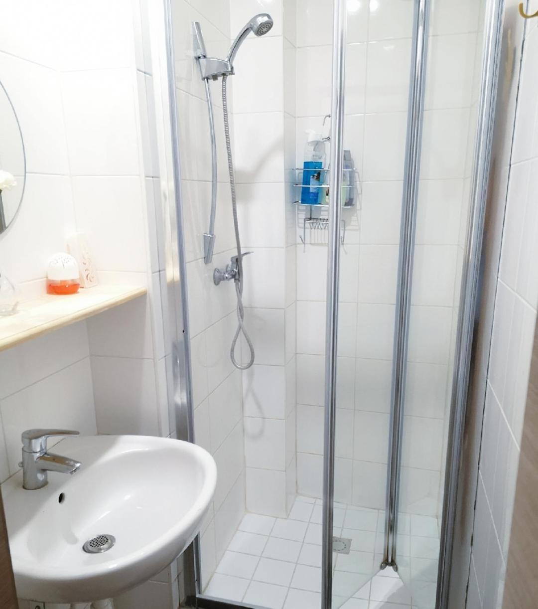 A Private Room For Backpacker Share Bathroom Brusel Exteriér fotografie